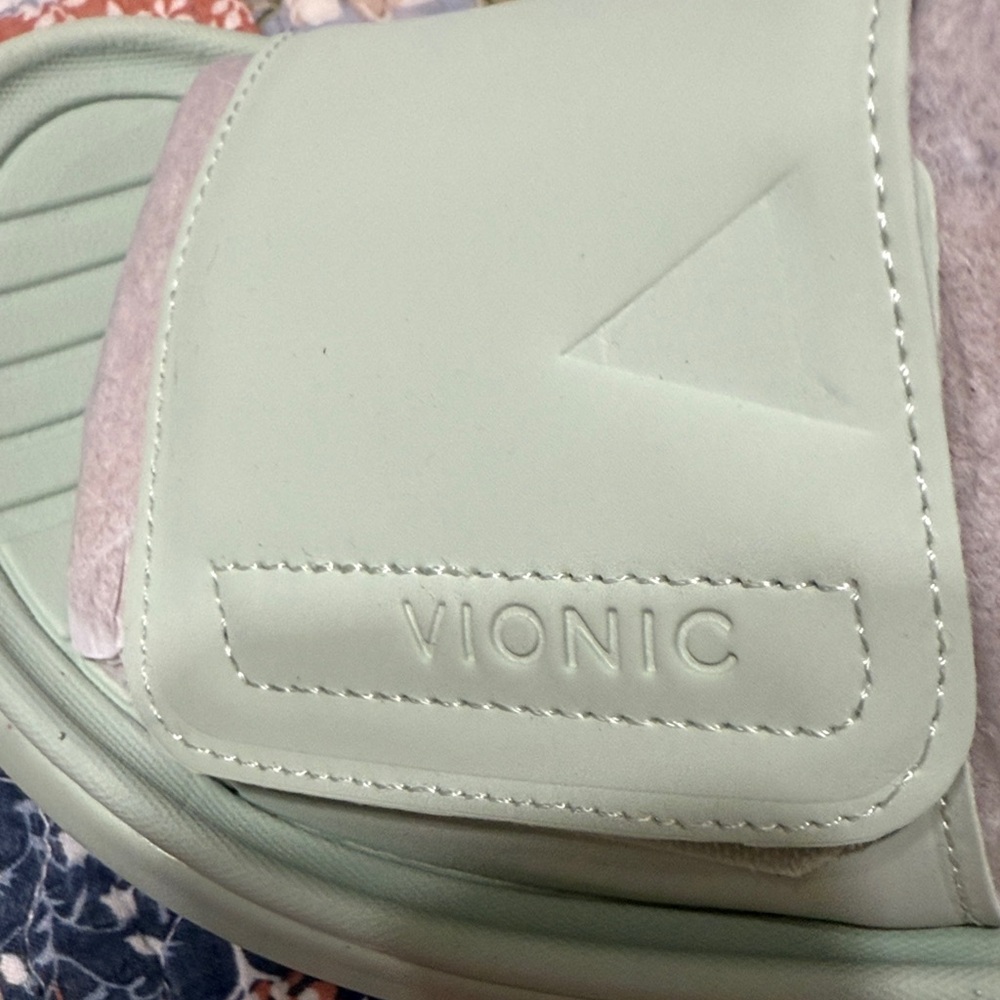 Vionic Women's Light Green Slide Sandals - Picture 2 of 5